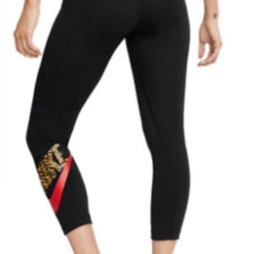 NikeNIKE LEGGING CLUB ANIMAL CROPSIZE SMALL - Picture 2 of 6